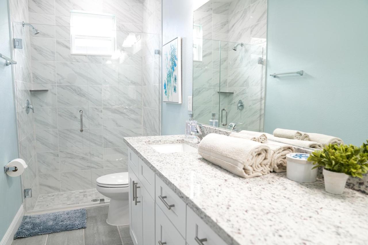 Chestnut Luxury Villas #3 Тампа Екстер'єр фото